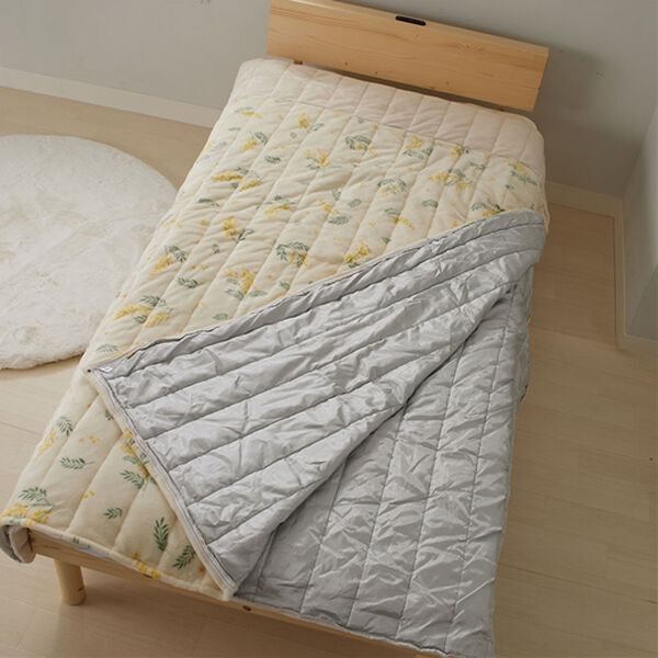 「カバーにもなる吸湿発熱機能付ボリューム６層構造毛布＜吸湿発熱・蓄熱・断熱・抗菌防臭＞（毛布・ブランケット）」｜詳細画像