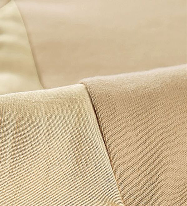 BELLUNA（ベルーナ）の「ギャザー使い異素材切替ふんわりチュニック（チュニック）」｜詳細画像