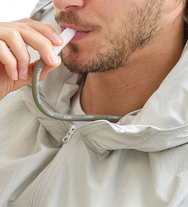 「＜ピロウディ＞ネックピロー付パーカー（メンズパーカー）」｜詳細画像