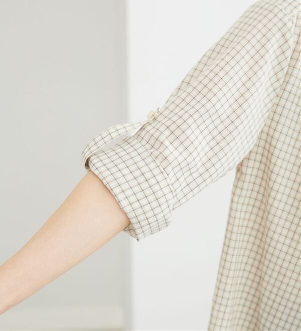 BELLUNA（ベルーナ）の「フランス綾ドレープ使いシャツチュニック（チュニック）」｜詳細画像