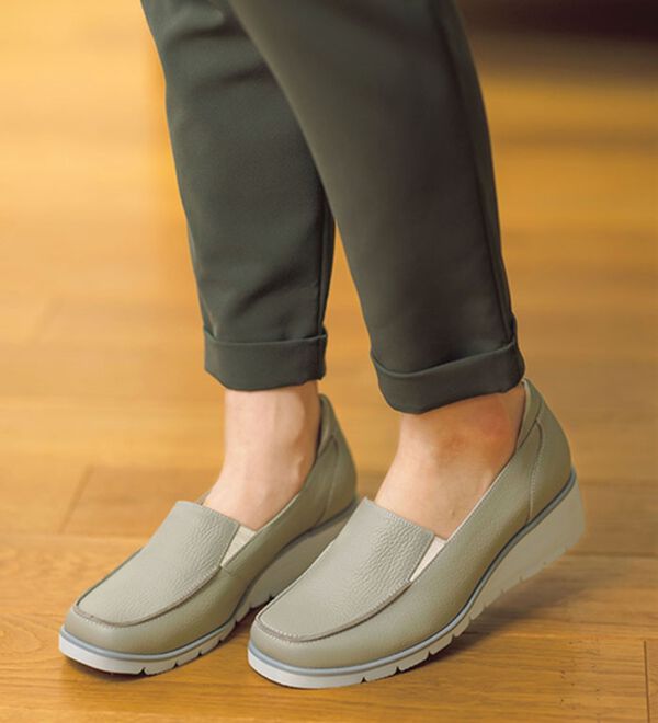 ルフラン（ルフラン）の「＜ラシーナコンフォート＞４Ｅ厚底シンプルローファー（ローファー）」｜詳細画像