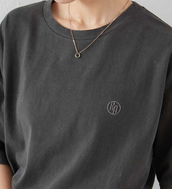 RANAN（ラナン）の「ヴィンテージライクロゴTシャツ（カットソー）」｜詳細画像