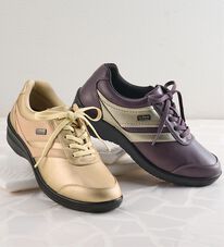 「ラシーナコンフォート５Ｅ防水ストレッチシューズ（スニーカー）」