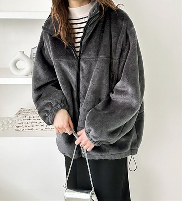 GeeRA（ジーラ）の「配色デザインきれいめファーボアブルゾン（ブルゾン）」｜詳細画像