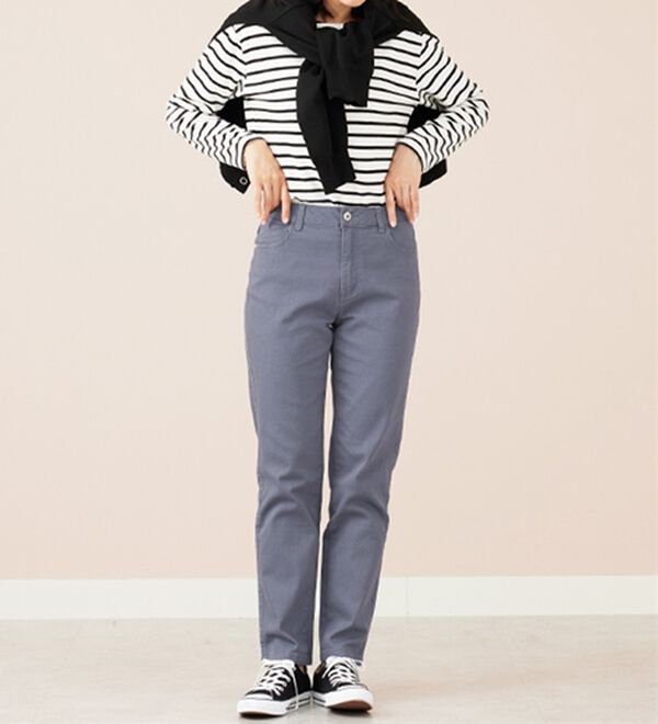 BELLUNA（ベルーナ）の「ホワイトヤーンストレッチカラーパンツ（フルレングスパンツ）」｜詳細画像