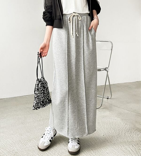 GeeRA（ジーラ）の「すっきり見え！フロントラインスウェットナロースカート（ロングスカート）」｜詳細画像