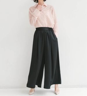 RANAN（ラナン）の「サテンワイドパンツ（ワイドパンツ・ガウチョ）」｜ブラック