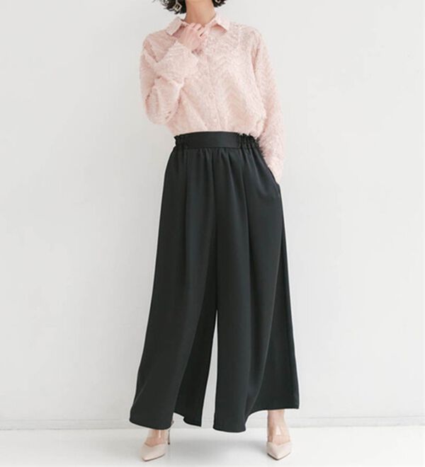 RANAN（ラナン）の「サテンワイドパンツ（ワイドパンツ・ガウチョ）」｜ブラック