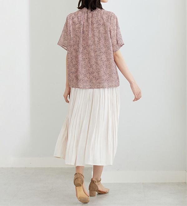 BELLUNA（ベルーナ）の「〈日比谷花壇〉フリル衿シフォンブラウス（ブラウス）」｜詳細画像