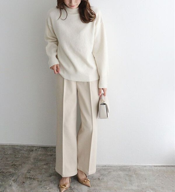 Pierrot（ピエロ）の「カット起毛ピンタックワイドパンツ（ワイドパンツ・ガウチョ）」｜詳細画像