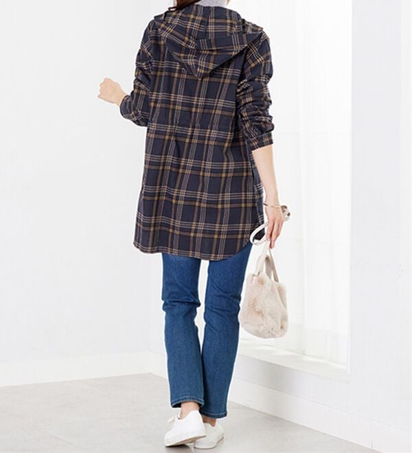 BELLUNA（ベルーナ）の「フード付チェック柄チュニックパーカー（パーカー）」｜詳細画像