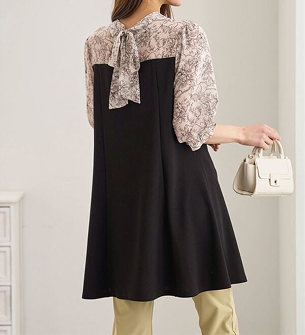 BELLUNA（ベルーナ）の「バックリボン使いプリント切替チュニック（その他ワンピース）」｜詳細画像