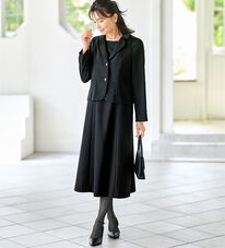 BELLUNA（ベルーナ）の「ストレッチ素材！テーラードジャケット重ね着風ワンピース（ブラックフォーマル（喪服・礼服））」