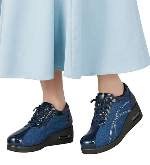 「煌めきストレッチ４Ｅ美脚見せエアシューズ（スニーカー）」｜詳細画像