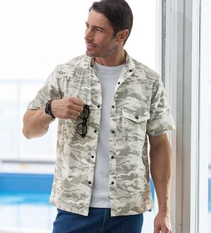 「＜コムルヴァン・オム＞多ポケットカモ柄サッカーシャツ（メンズシャツ）」｜詳細画像