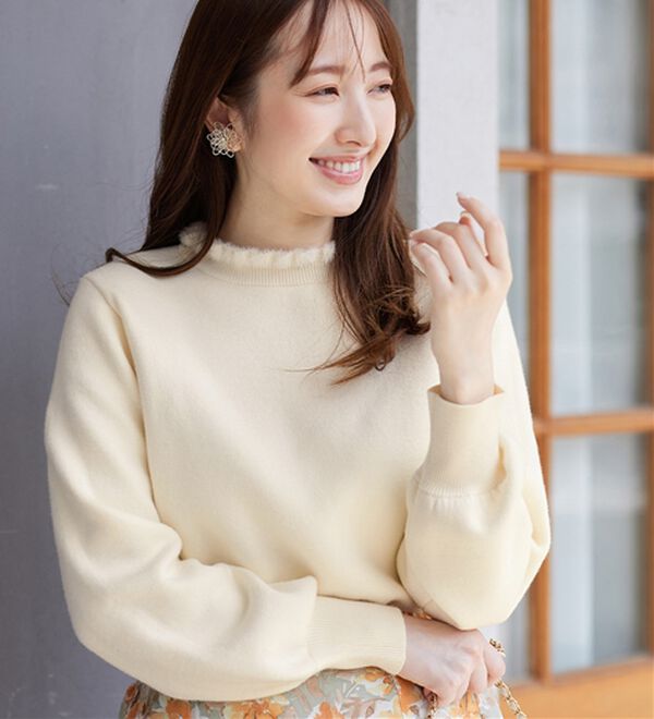 alotta（アロッタ）の「毛布のように温かい　裏シャギーパフ袖ニット（ニット・セーター）」｜アイボリー