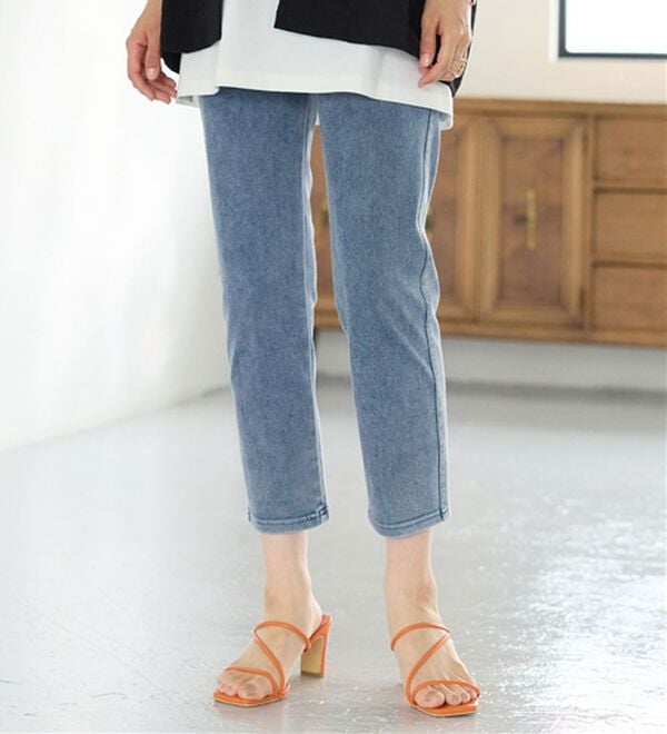 BELLUNA（ベルーナ）の「【再入荷】美ストレッチ素材アンクル丈レギンスパンツ（クロップドパンツ）」｜詳細画像