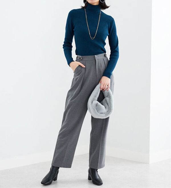 BELLUNA（ベルーナ）の「リブニットタートルプルオーバー（ニット・セーター）」｜詳細画像