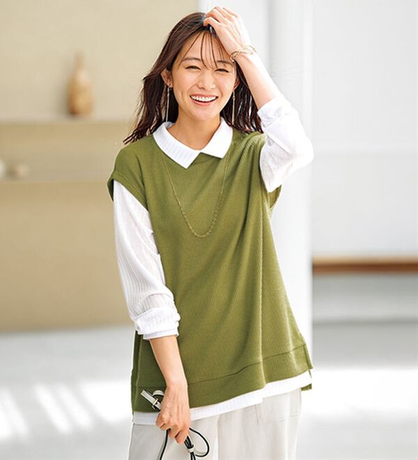 BELLUNA（ベルーナ）の「【新色追加】&ldquo;2点セット&rdquo;あぜ素材ベストアンサンブル（アンサンブル）」｜イエローグリーン