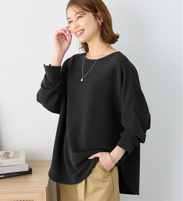 Viola e Viola（ヴィオラ エ ヴィオラ）の「ふくれジャカードドルマントップス（カットソー）」｜ブラック