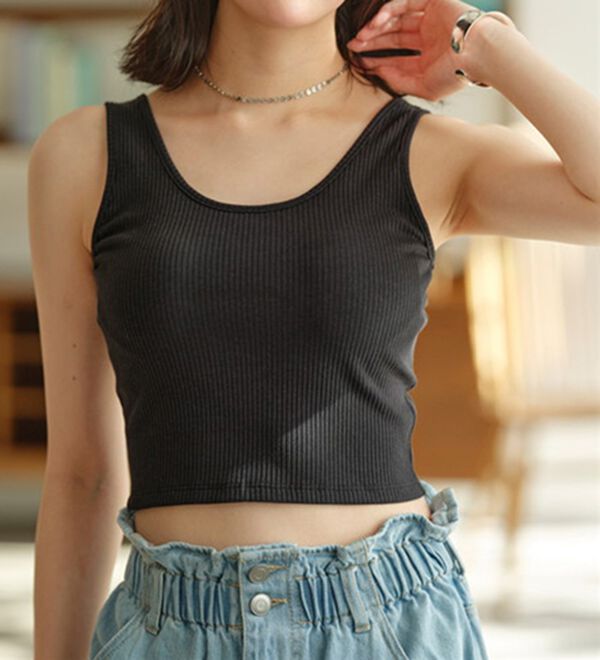 YU'NOW（ユナウ）の「カップ付クロップドタンクトップ（ブラトップ・カップ付きインナー）」｜詳細画像