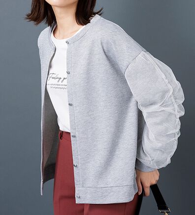 BELLUNA（ベルーナ）の「ラメ調袖チュールデザインカーディガン（その他カーディガン）」