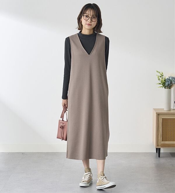 BELLUNA（ベルーナ）の「【選べる衿】肌に優しい綿１００％暖か発熱素材プルオーバー＜ベルホット　コットン＞（カットソー）」｜詳細画像