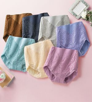LAVIENNE（ラヴィエンヌ）の「たっぷりレースの安心ショーツ（安心ショーツ）」｜詳細画像