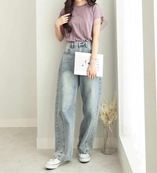 alotta（アロッタ）の「１枚でこなれ感！袖チュールデザイン綿混Ｔシャツ（Tシャツ）」｜詳細画像