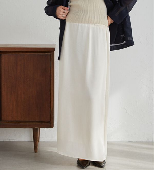 RANAN（ラナン）の「エンボスサテンナロースカート（ロングスカート）」｜詳細画像