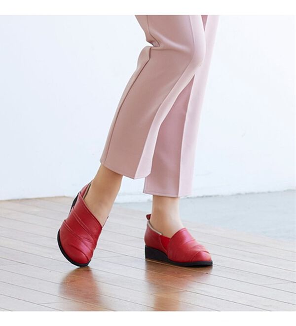 BELLUNA（ベルーナ）の「柔らか～！イタリアンレザー快適スリッポン（スリッポン）」｜詳細画像