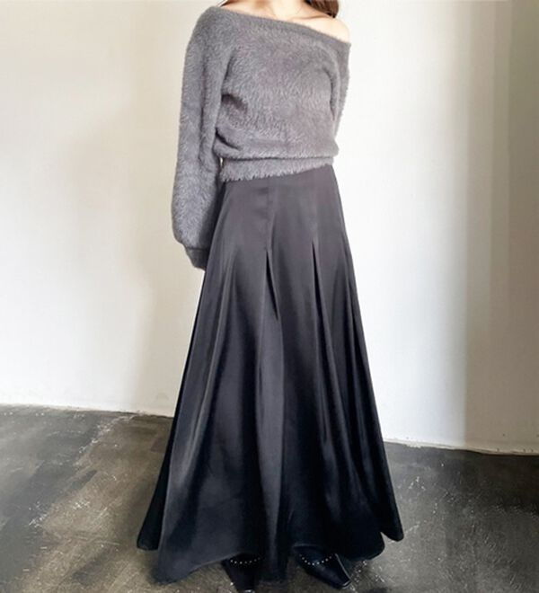 「【YOUING．】タックデザインフレアーサテンスカート（ロングスカート）」｜詳細画像