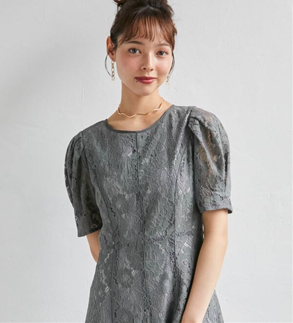 RANAN（ラナン）の「花柄レースフレアーシルエットドレス（その他ワンピース）」｜グレー