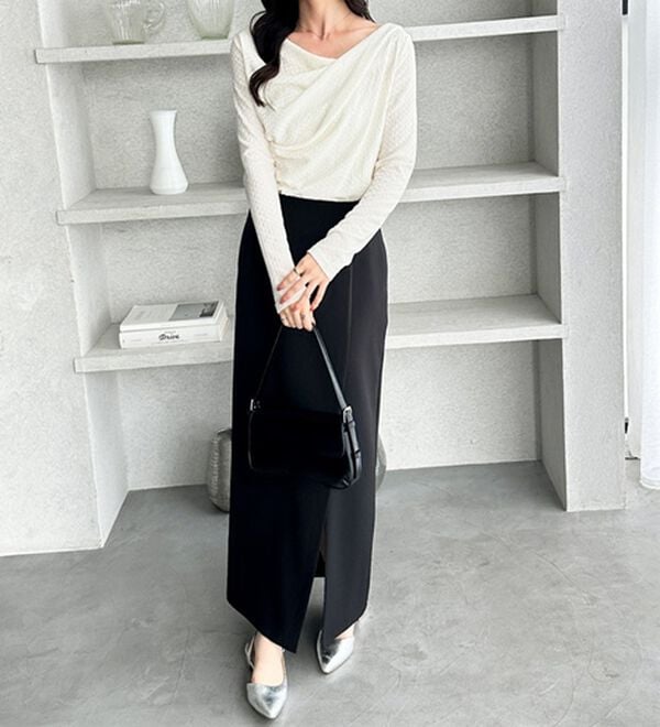 GeeRA（ジーラ）の「ジャガード素材ドレープカットソー（カットソー）」｜詳細画像