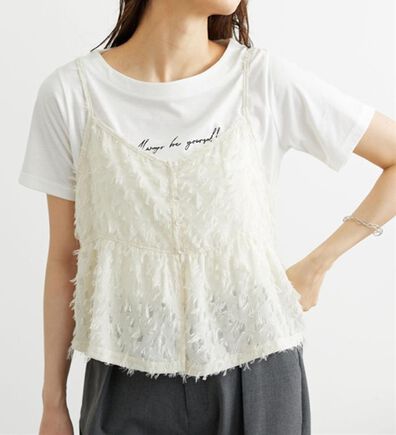 BELLUNA（ベルーナ）の「シフォン素材フェザービスチェ（タンクトップ・キャミソール）」