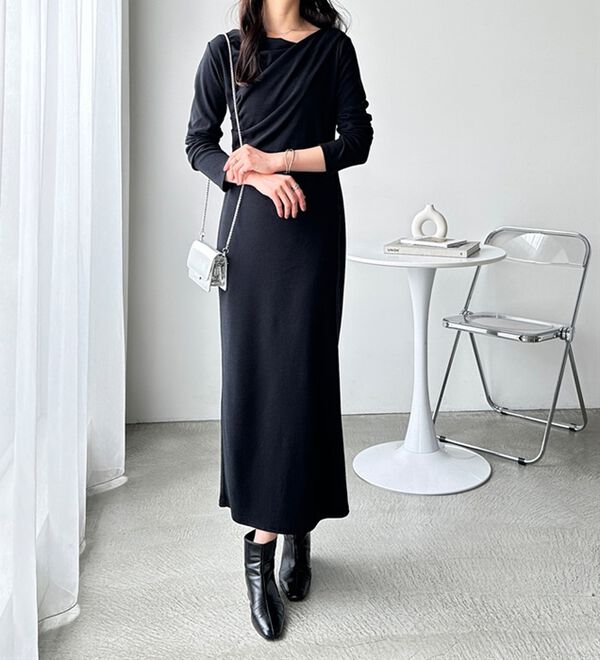 GeeRA（ジーラ）の「ドレープデザインワンピース（その他ワンピース）」｜詳細画像