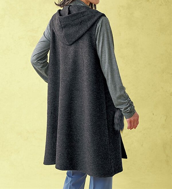 BELLUNA（ベルーナ）の「ミックス調ファー使いフードベスト（ベスト）」｜詳細画像