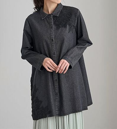 BELLUNA（ベルーナ）の「花柄レース切替デニム素材ブラウス（チュニック）」