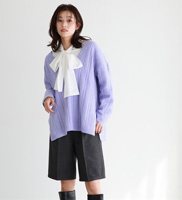 Pierrot（ピエロ）の「ケーブル柄深Ｖネックニット（ニット・セーター）」｜詳細画像