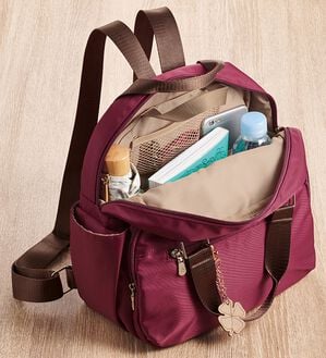 「整理収納アドバイザー監修１０ポケット軽量リュック（リュック）」｜詳細画像