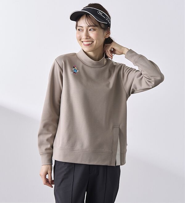 BELLUNA（ベルーナ）の「【Ｄｉｓｎｅｙ／ＦＩＬＡ】ダンボールニットスリットプルオーバー（カットソー）」｜詳細画像