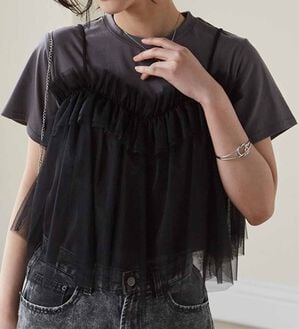 RANAN（ラナン）の「チュールビスチェドッキングTシャツ（Tシャツ）」｜チャコール／ブラック