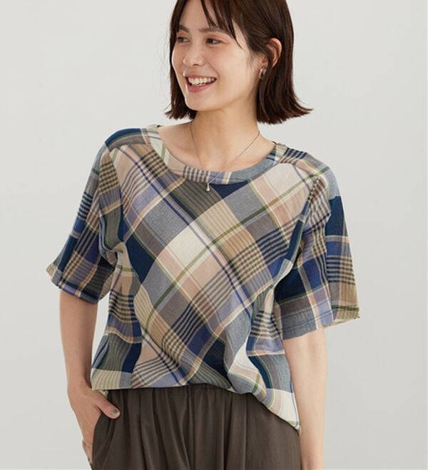 BELLUNA（ベルーナ）の「さらっと快適！Tシャツ見え切替ブラウス（ブラウス）」｜詳細画像