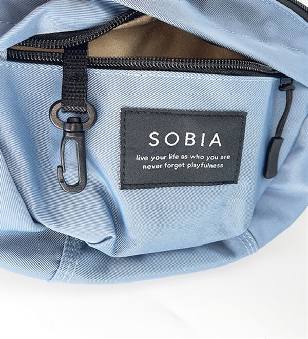 BELLUNA（ベルーナ）の「必要な物だけ収納ウエストボディバッグ（リュック）」｜詳細画像