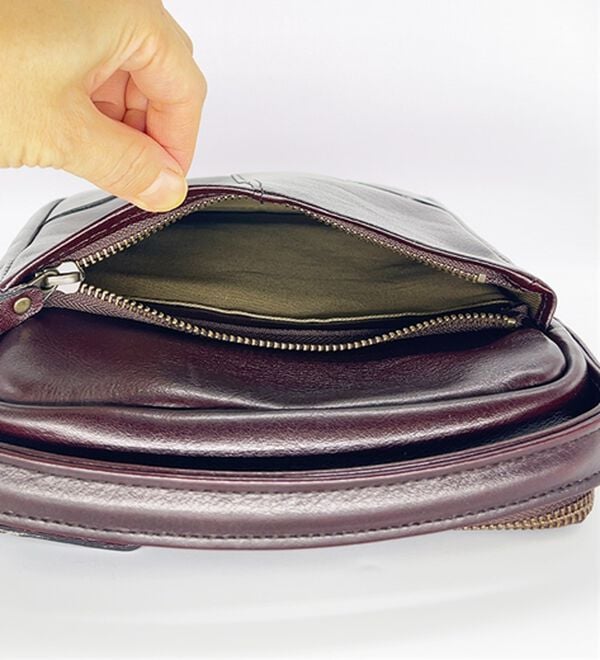 「日本製アンティーク調牛革ショルダーバッグ（メンズショルダーバッグ）」｜詳細画像