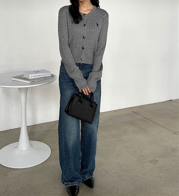 RANAN（ラナン）の「＜Ｕ．Ｓ．Ｐ＞ゴールド調ボタン刺繍ケーブルカーディガン（ニット・セーター）」｜詳細画像