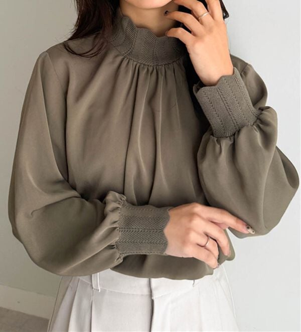 RANAN（ラナン）の「スカラップリブニット使いブラウス（ブラウス）」｜詳細画像