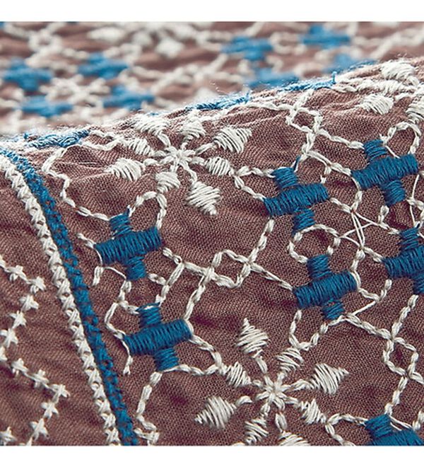 BELLUNA（ベルーナ）の「インド綿配色刺しゅうワンピース（チュニックワンピース）」｜詳細画像