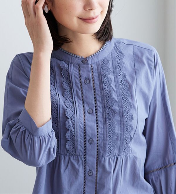 BELLUNA（ベルーナ）の「レース&times;ピンタック使いシャツチュニック（チュニック）」｜詳細画像