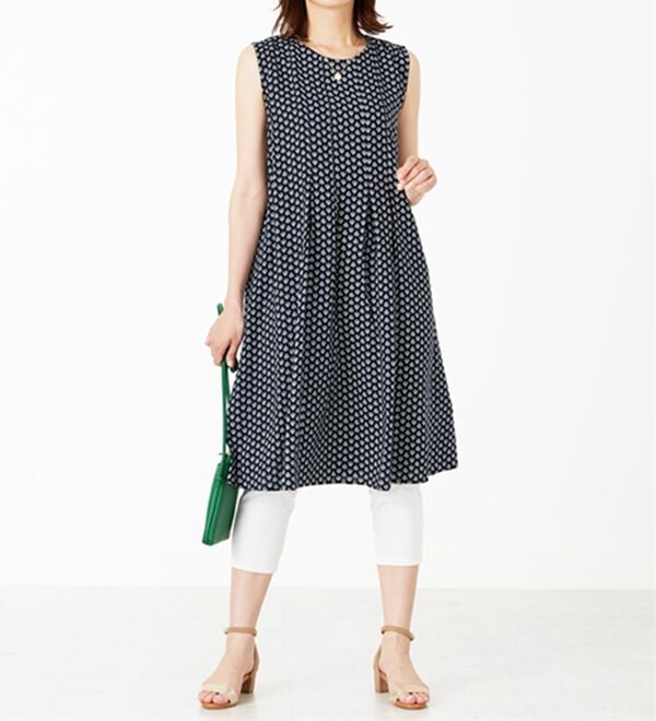 BELLUNA（ベルーナ）の「レーヨン素材ノースリーブワンピース（その他ワンピース）」｜詳細画像